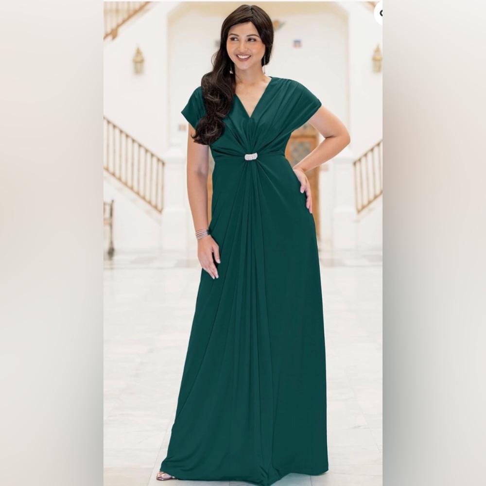 Formal emerald green short sleeve dress